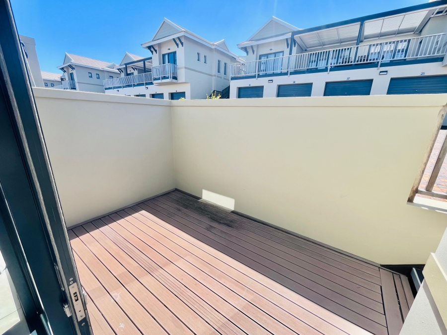1 Bedroom Property for Sale in Brenton On Sea Western Cape